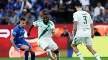 تغطية شاملة.. قنوات بث مباراة الأهلي والشباب في دوري روشن السعودي